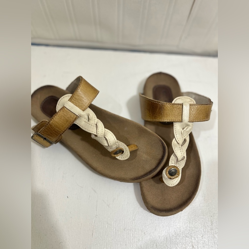 Free Bird Sandals